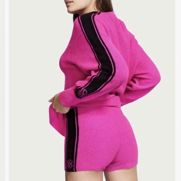 NWT Luxe! Victoria Secret 💯 *Cashmere* 2pc Lounge Gift Set VS - Picture 1 of 3